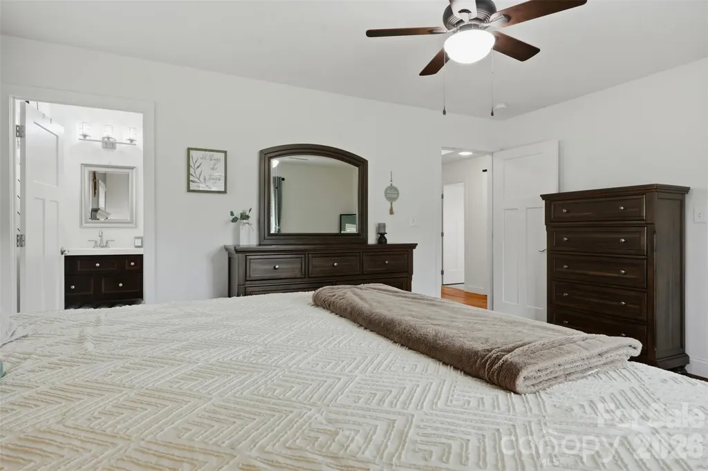 1127 Black Oak Ridge Road Taylorsville NC 28681