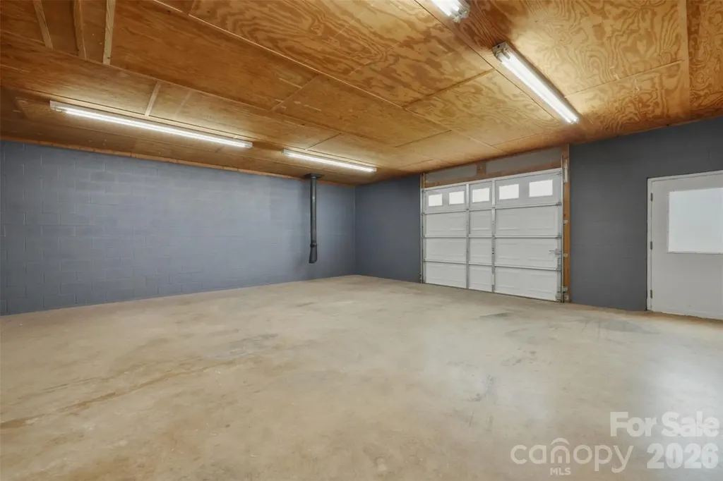 1127 Black Oak Ridge Road Taylorsville NC 28681