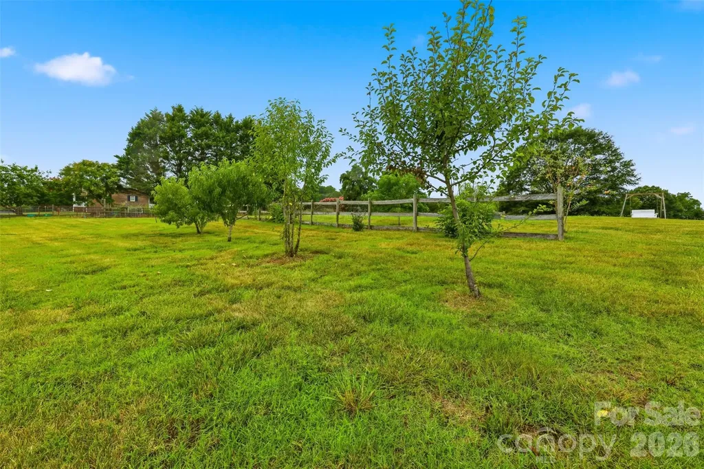 1127 Black Oak Ridge Road Taylorsville NC 28681