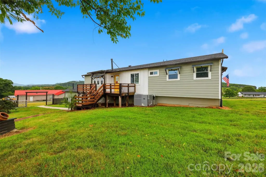 1127 Black Oak Ridge Road Taylorsville NC 28681