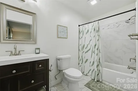 1127 Black Oak Ridge Road Taylorsville NC 28681