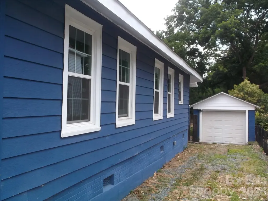 315 N Elm Street Marshville NC 28103