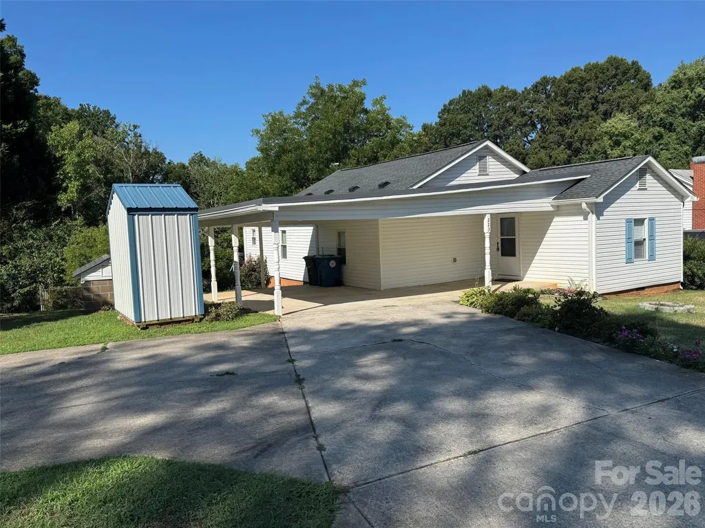 223 Nesbit Drive Salisbury NC 28147