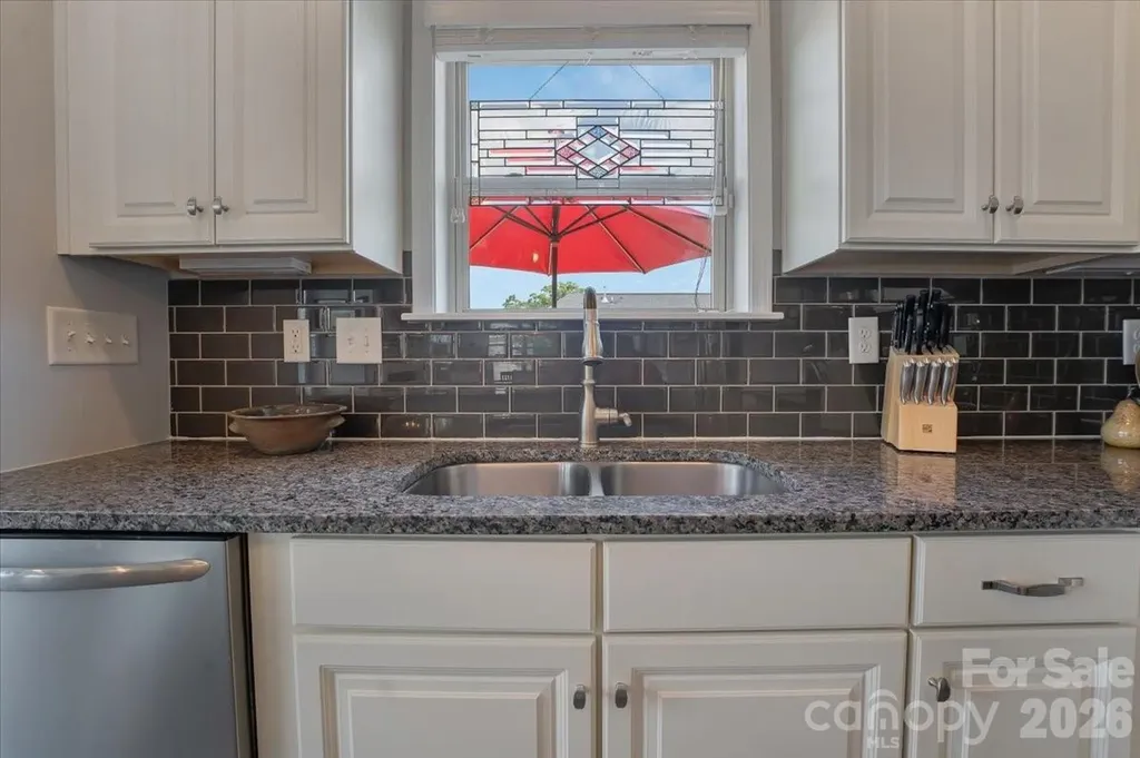 103 Canter Lane Mooresville NC 28115