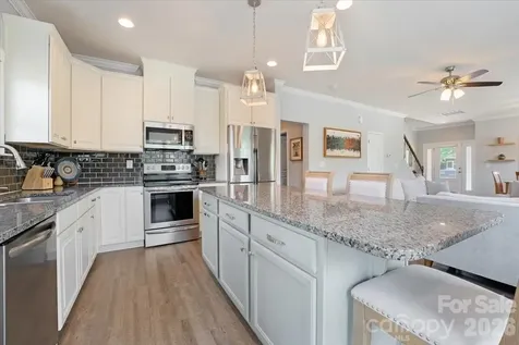 103 Canter Lane Mooresville NC 28115