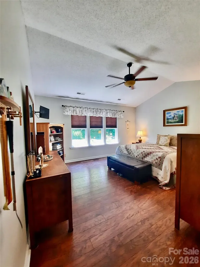 208 Snowy Egret Way Hendersonville NC 28792