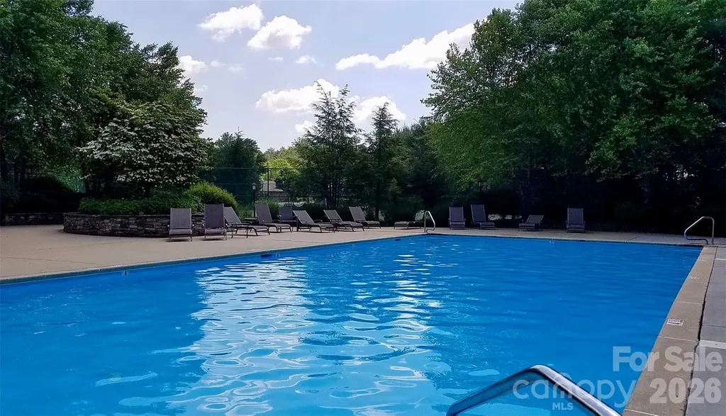 208 Snowy Egret Way Hendersonville NC 28792