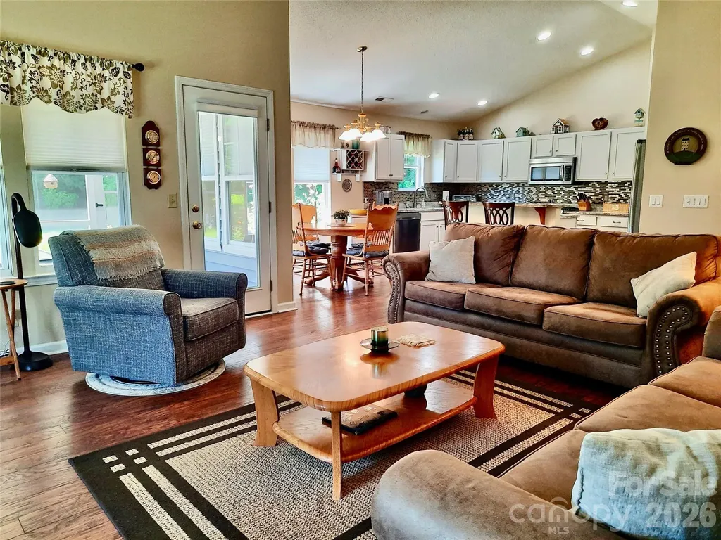 208 Snowy Egret Way Hendersonville NC 28792