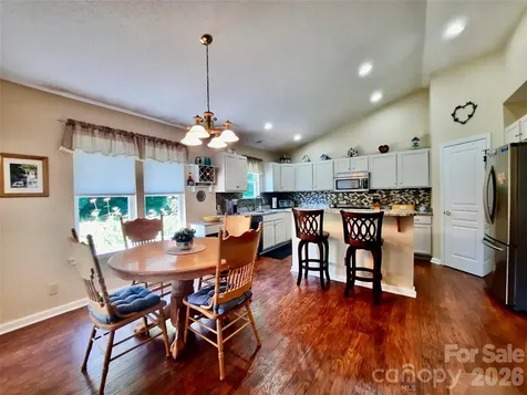 208 Snowy Egret Way Hendersonville NC 28792