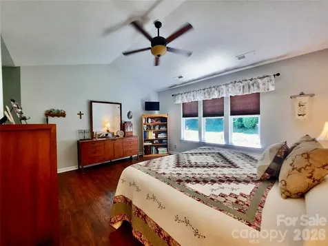 208 Snowy Egret Way Hendersonville NC 28792