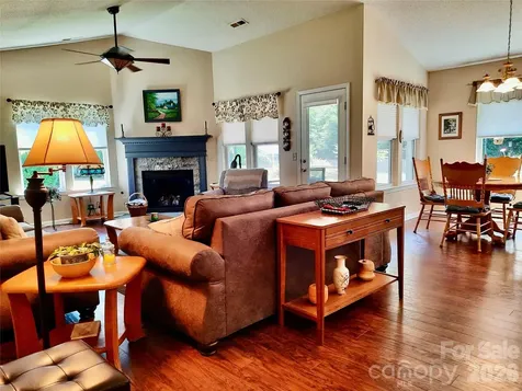 208 Snowy Egret Way Hendersonville NC 28792