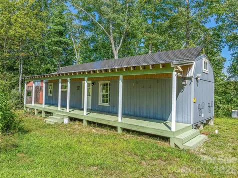 632 Justus Case Mountain Place Hendersonville NC 28792