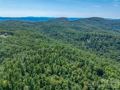 632 Justus Case Mountain Place Hendersonville NC 28792