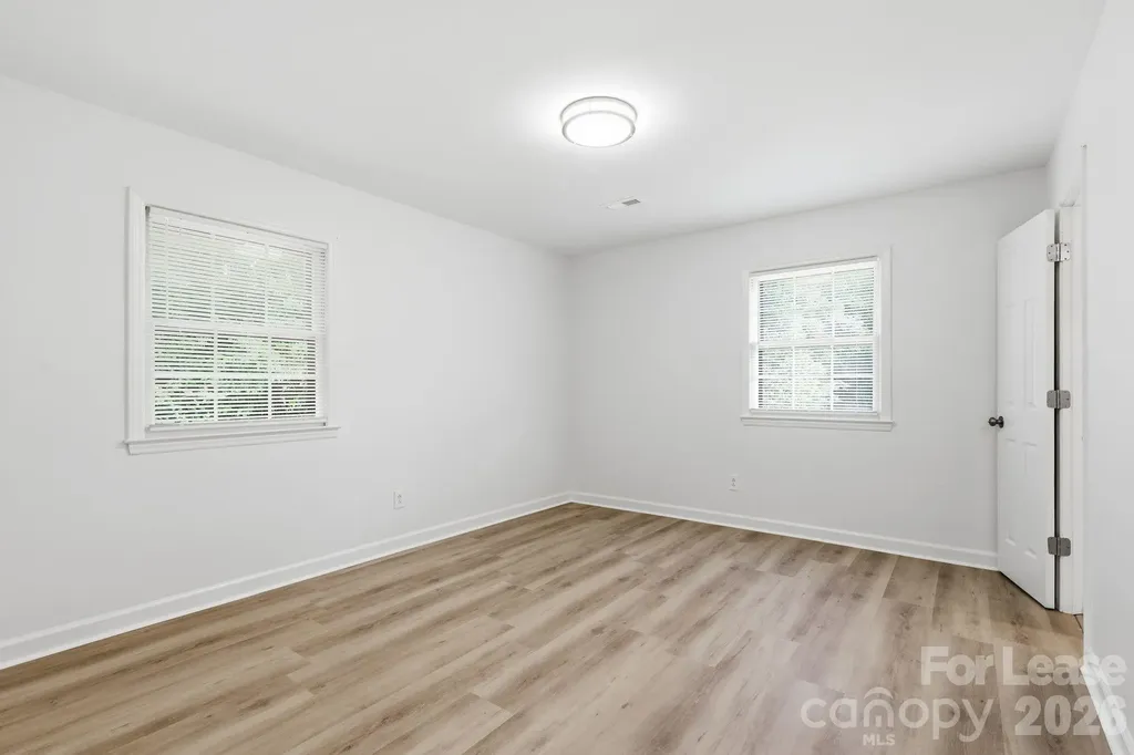 4609 Randolph Road Charlotte NC 28211