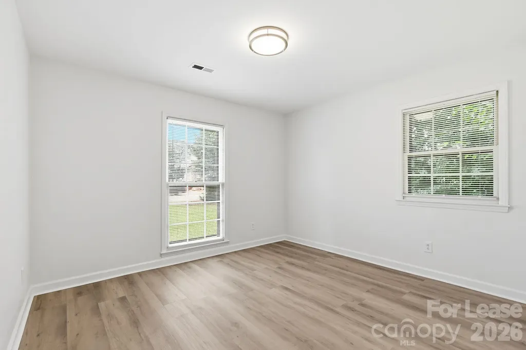 4609 Randolph Road Charlotte NC 28211