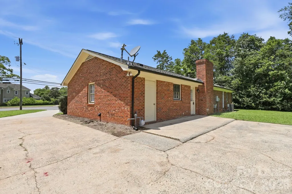 4609 Randolph Road Charlotte NC 28211
