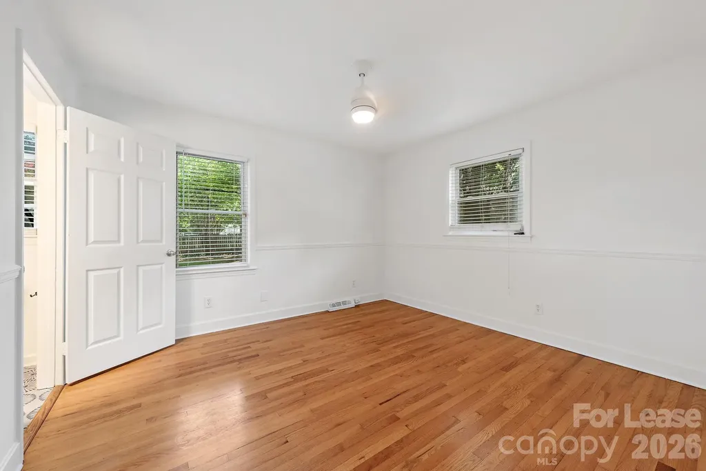 1129 Eastview Drive Charlotte NC 28211