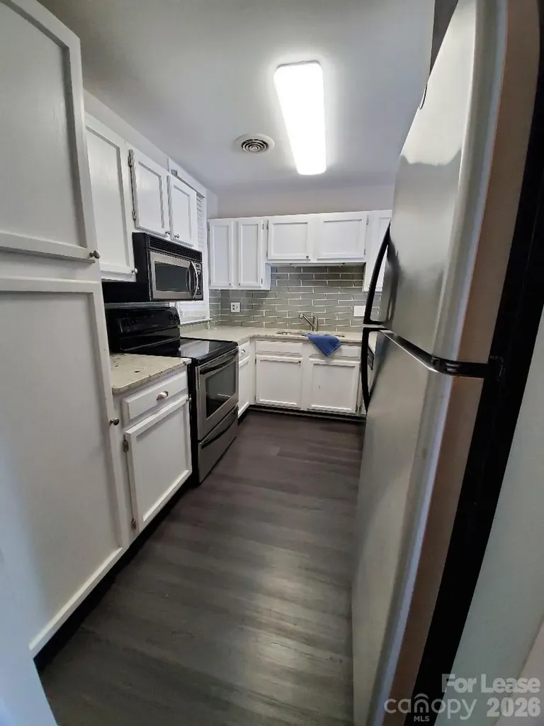 230 S Cedar Street Charlotte NC 28202