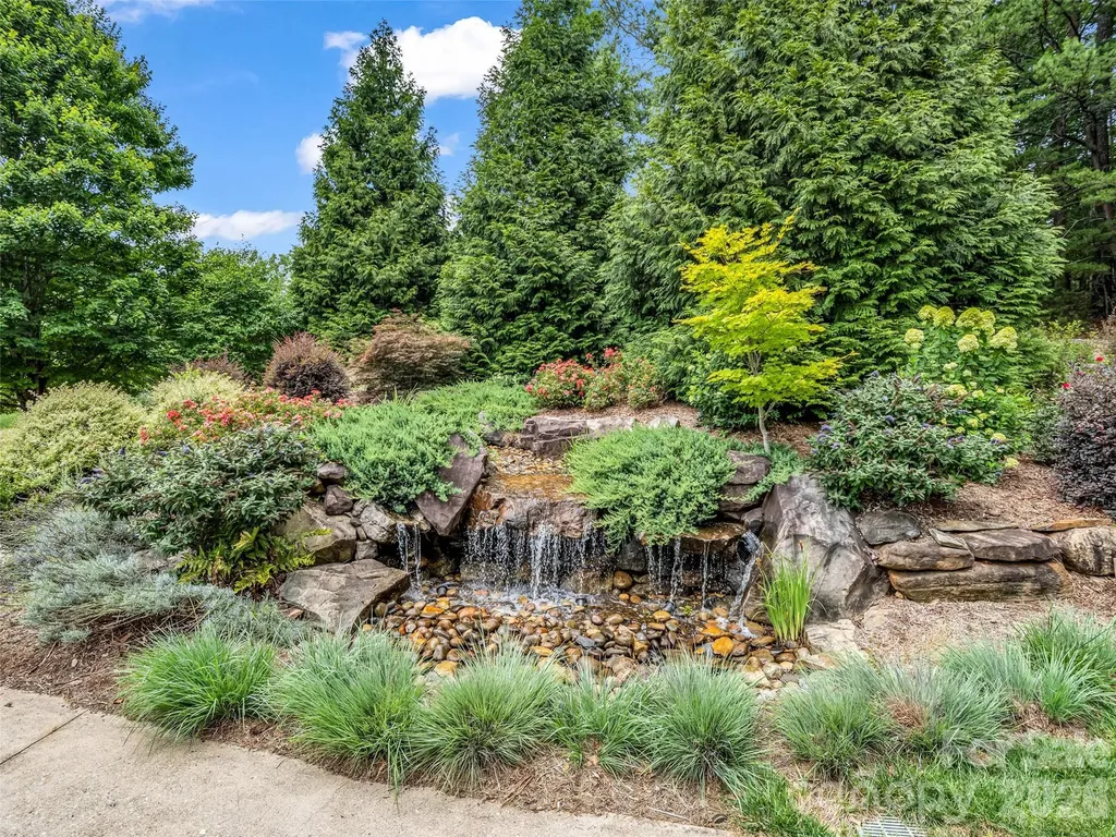 153 Glenn Court Mill Spring NC 28756