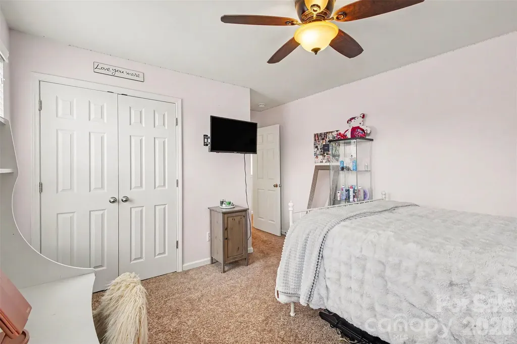 3324 Brackhill Street Davidson NC 28036