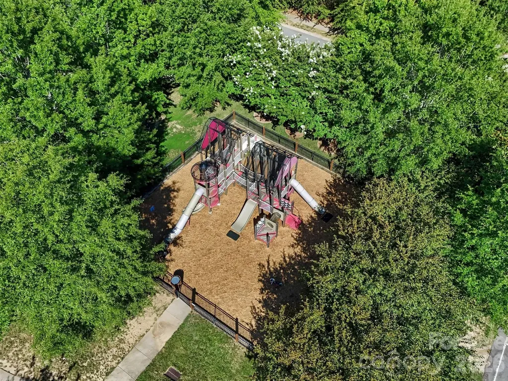 3324 Brackhill Street Davidson NC 28036