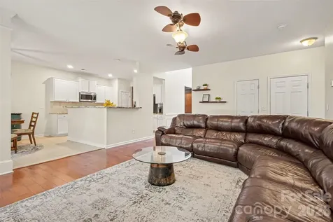 3324 Brackhill Street Davidson NC 28036