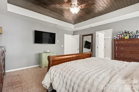 3324 Brackhill Street Davidson NC 28036
