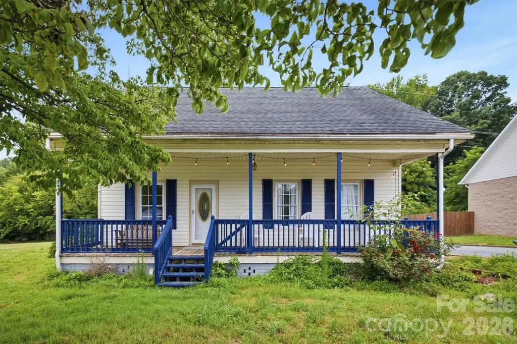 302 Catawba Avenue Hickory NC 28601