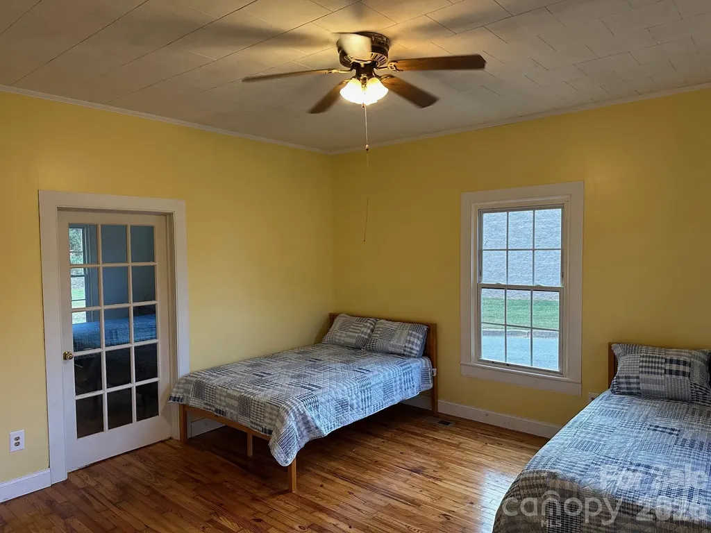 302 Catawba Avenue Hickory NC 28601