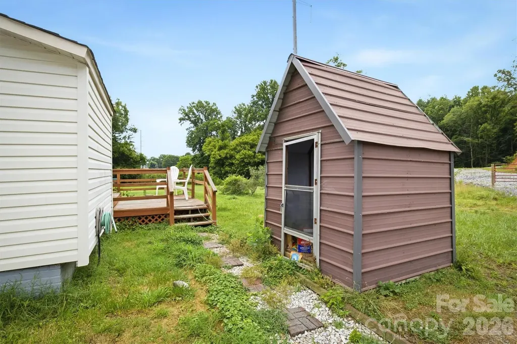 302 Catawba Avenue Hickory NC 28601