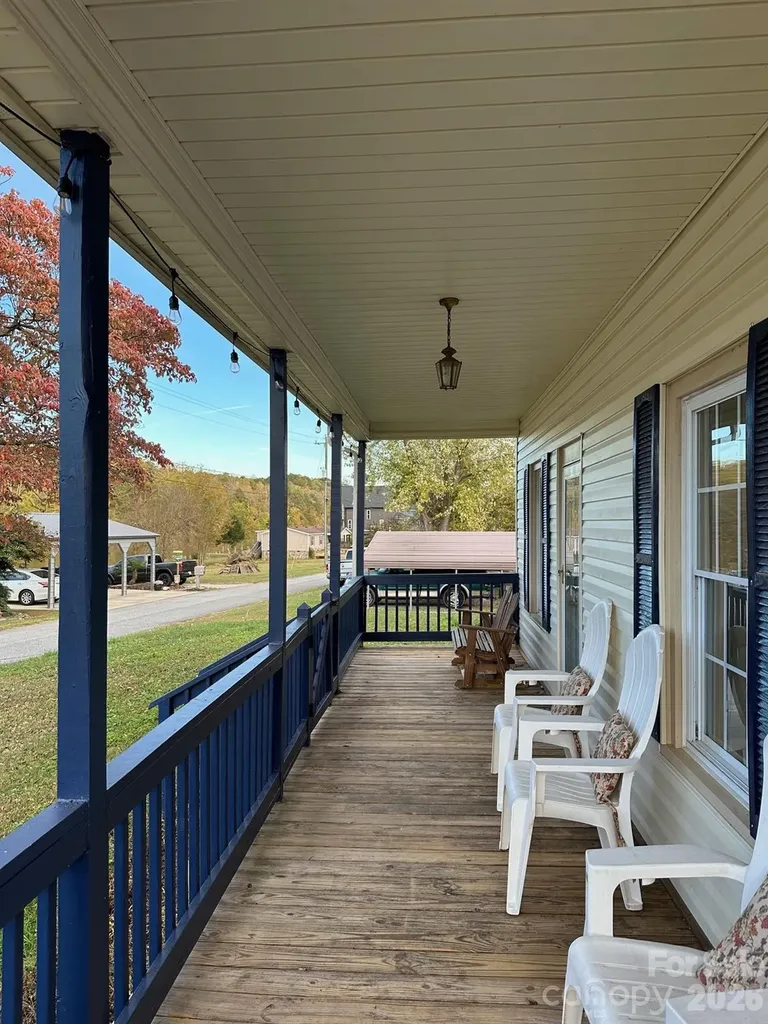 302 Catawba Avenue Hickory NC 28601