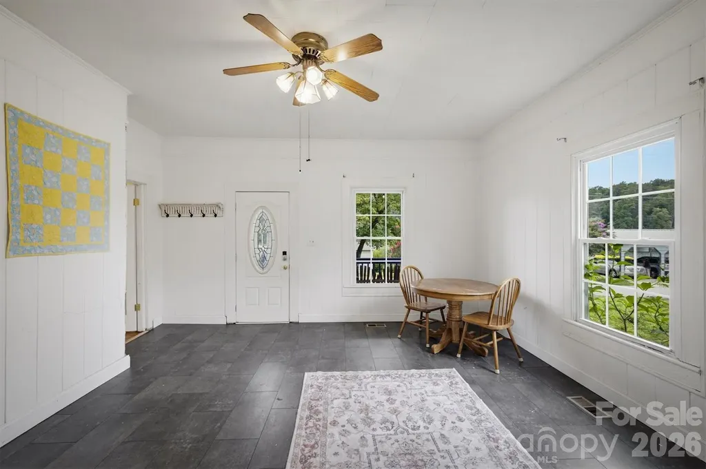 302 Catawba Avenue Hickory NC 28601