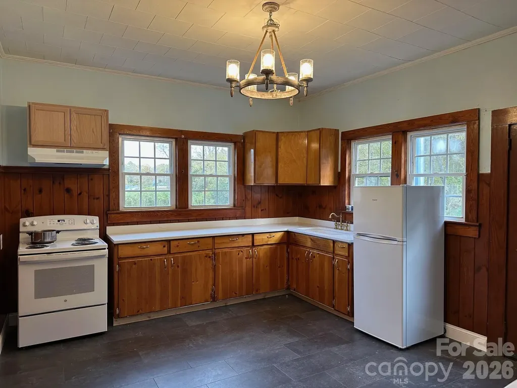 302 Catawba Avenue Hickory NC 28601