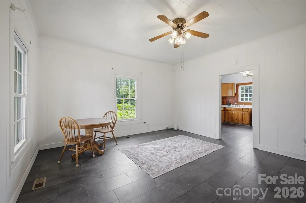 302 Catawba Avenue Hickory NC 28601
