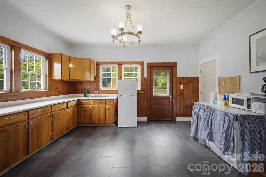 302 Catawba Avenue Hickory NC 28601