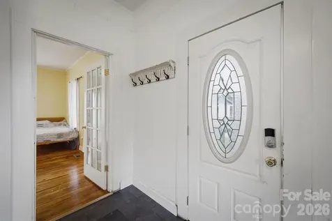 302 Catawba Avenue Hickory NC 28601