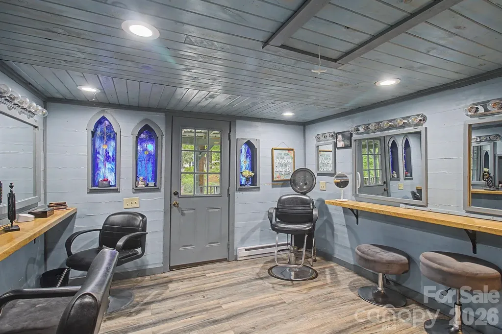25 Wentworth Avenue Asheville NC 28803