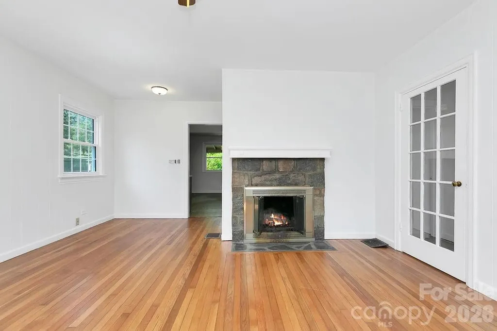 105 Parkview Drive Brevard NC 28712