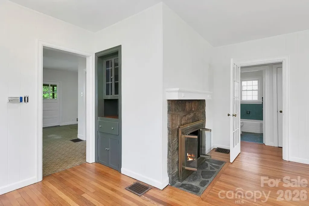 105 Parkview Drive Brevard NC 28712