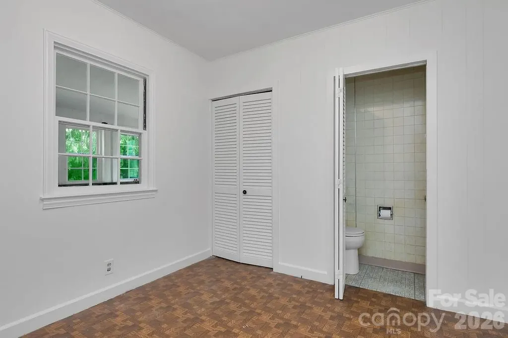 105 Parkview Drive Brevard NC 28712