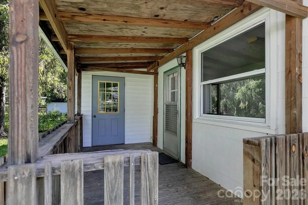 105 Parkview Drive Brevard NC 28712