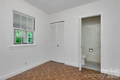 105 Parkview Drive Brevard NC 28712