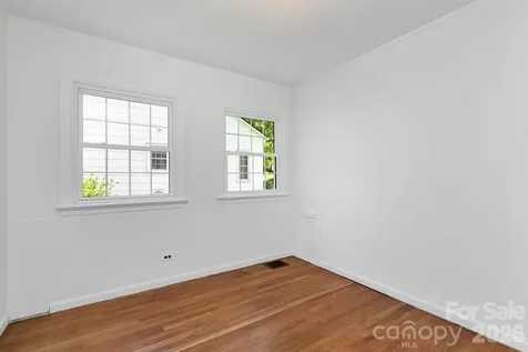 105 Parkview Drive Brevard NC 28712