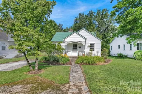 105 Parkview Drive Brevard NC 28712