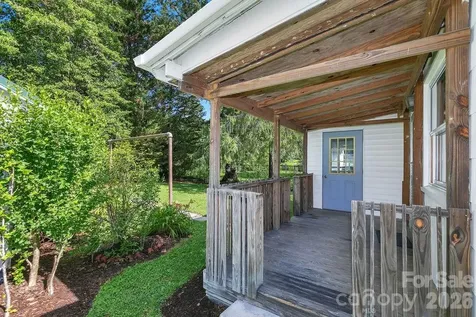 105 Parkview Drive Brevard NC 28712