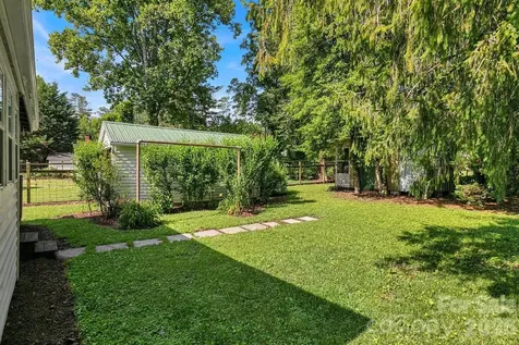 105 Parkview Drive Brevard NC 28712