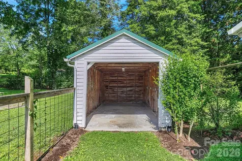 105 Parkview Drive Brevard NC 28712
