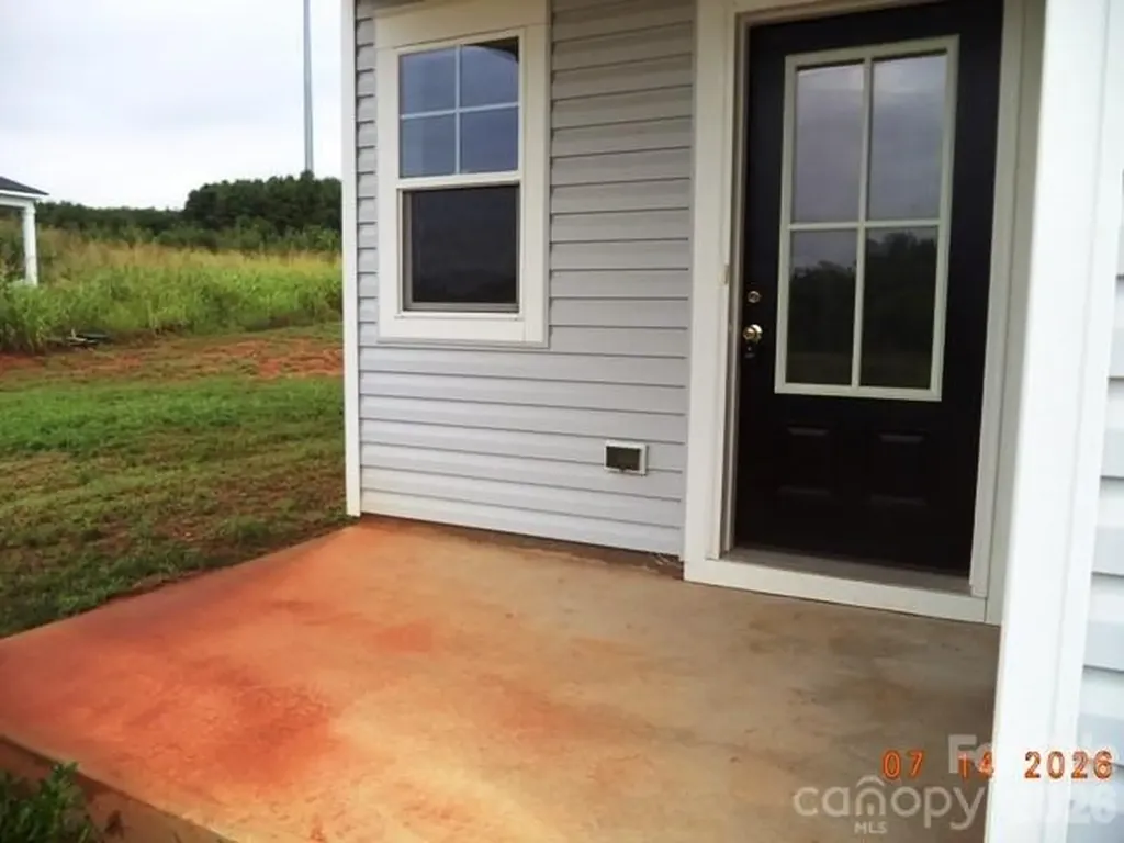 128 Sanders Way Statesville NC 28625