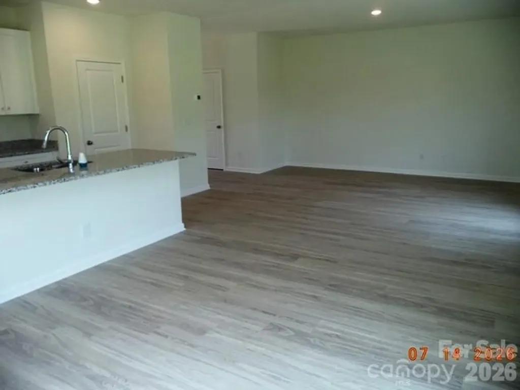 128 Sanders Way Statesville NC 28625