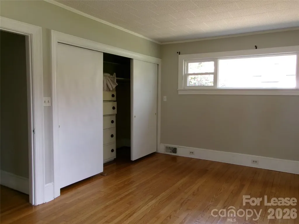 515 Mountain View Street SW Lenoir NC 28645